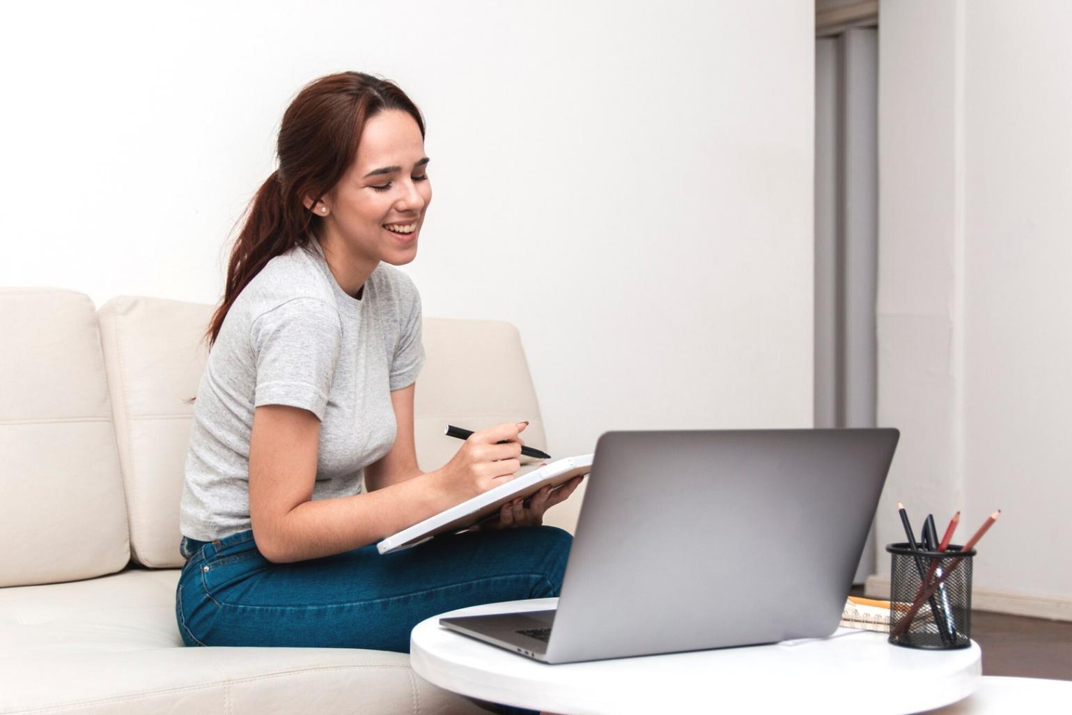 Moderne Versicherungsberatung mit digitalen Tools